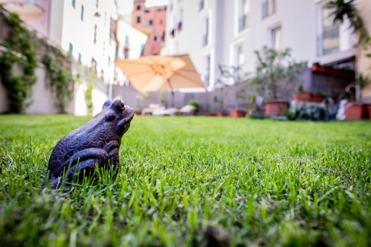 Apartment Giardino In Centro Storico -appartamento Con Giardino, Centro Storico, Acquario Genoa